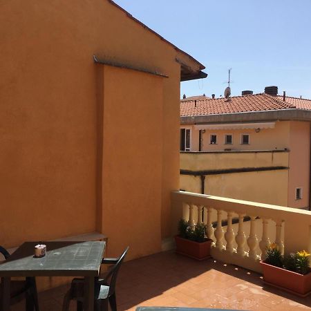 Bed and Breakfast Casa Carducci 33 Pisa Exterior foto